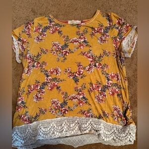 SO Yellow Floral Lace Trim Tee